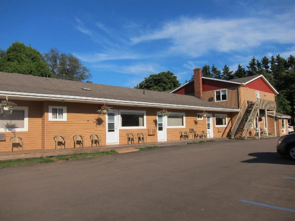 Shine Motel image 16